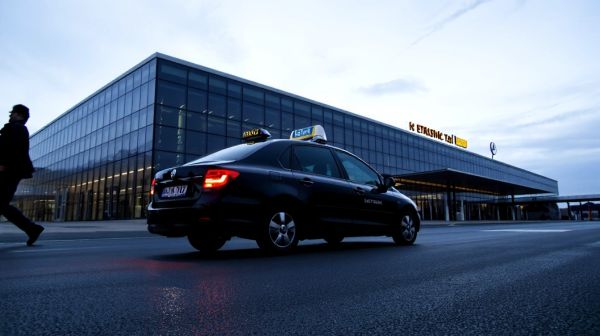 Reliable 24/7 taxi services at Lyon Airport for every traveler